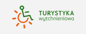 Grafika z zielono-pomarańczowym logo Model Turystyki Wytchnieniowej: wózkiem dla osób z niepełnosprawnością ruchową oraz słońcem